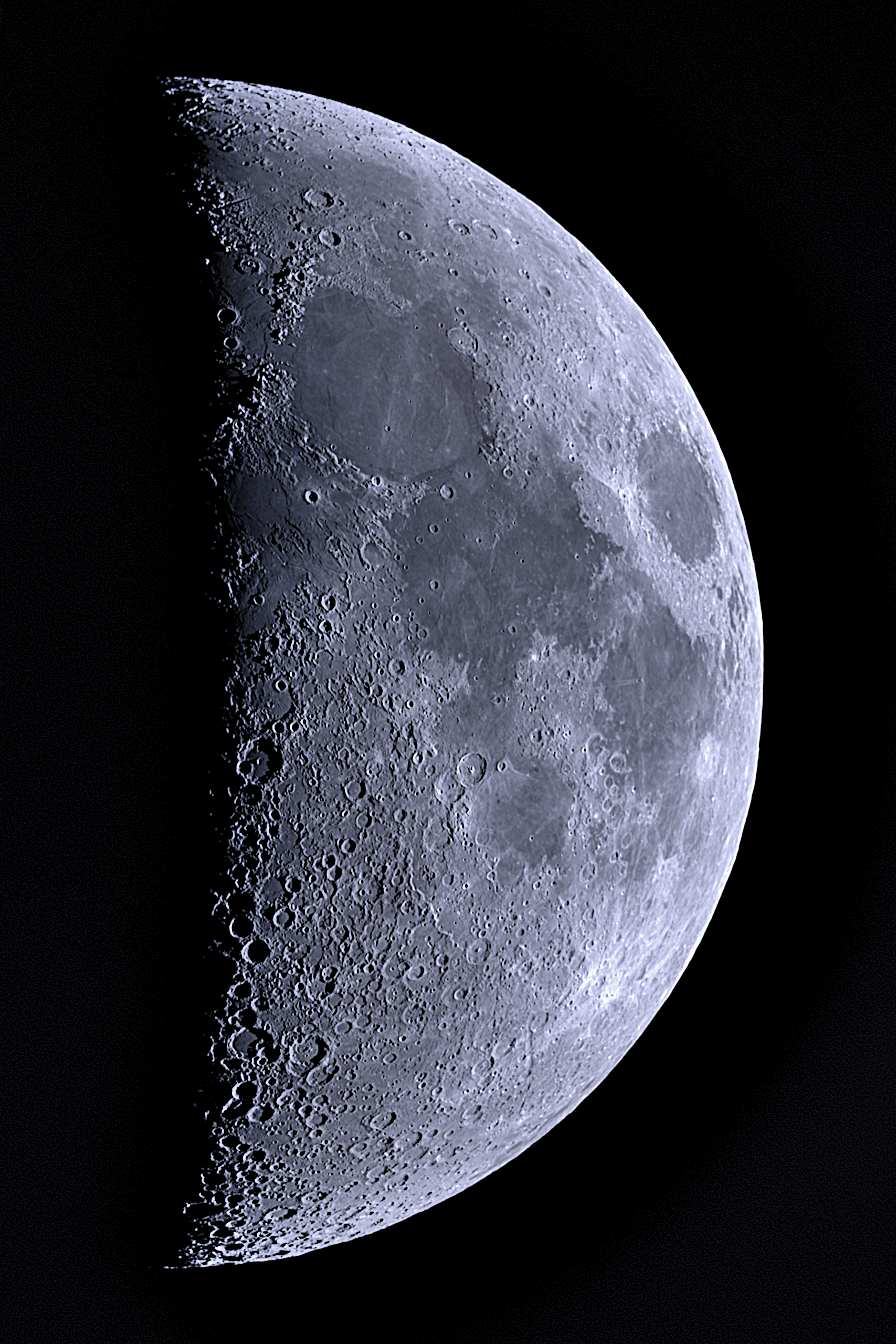 Mond-X und Mond-V – kurzlebige Lichtspiele auf der Mondoberfläche.