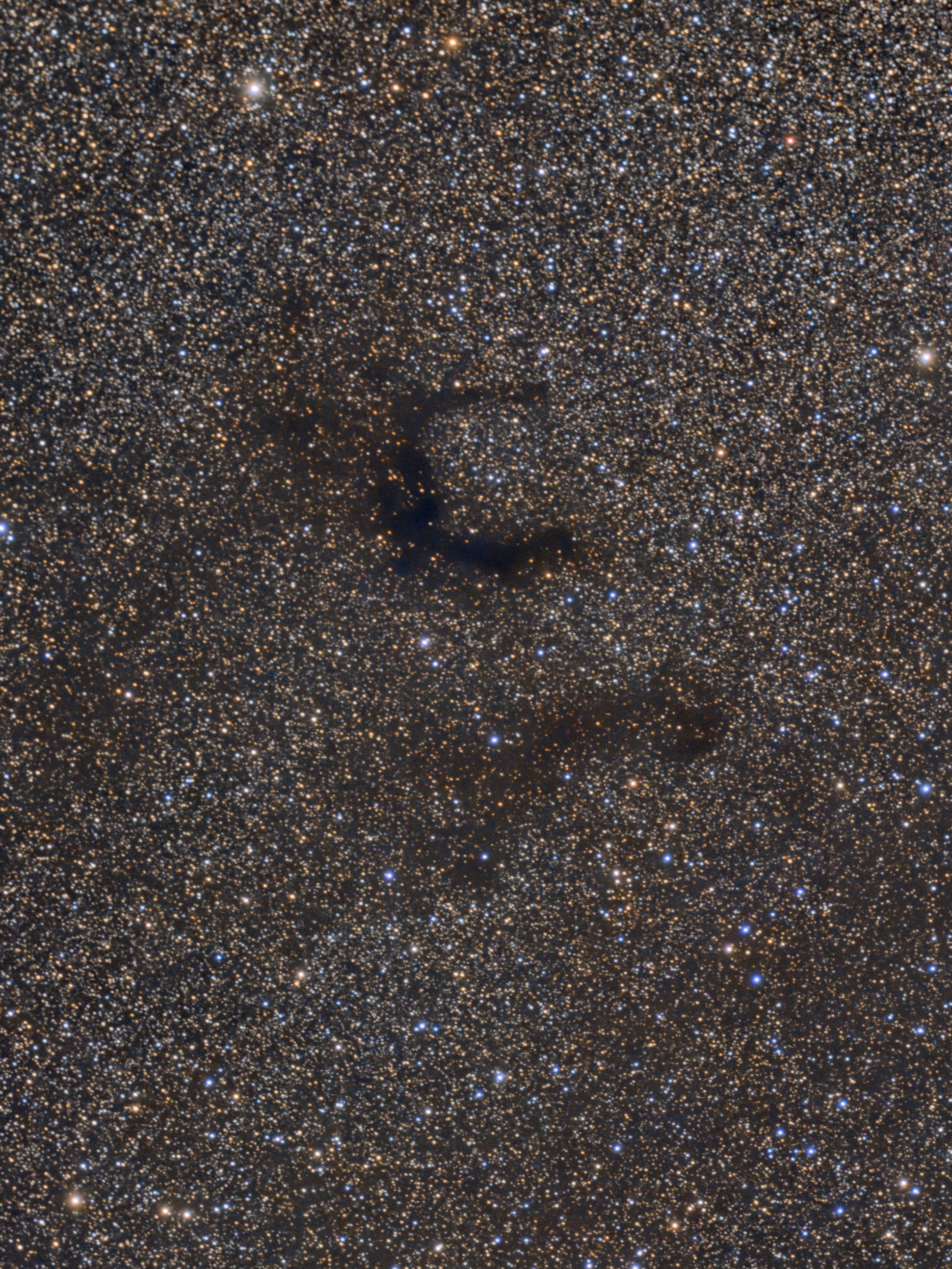Barnard’s E – B142 und B143 im Sternbild Adler