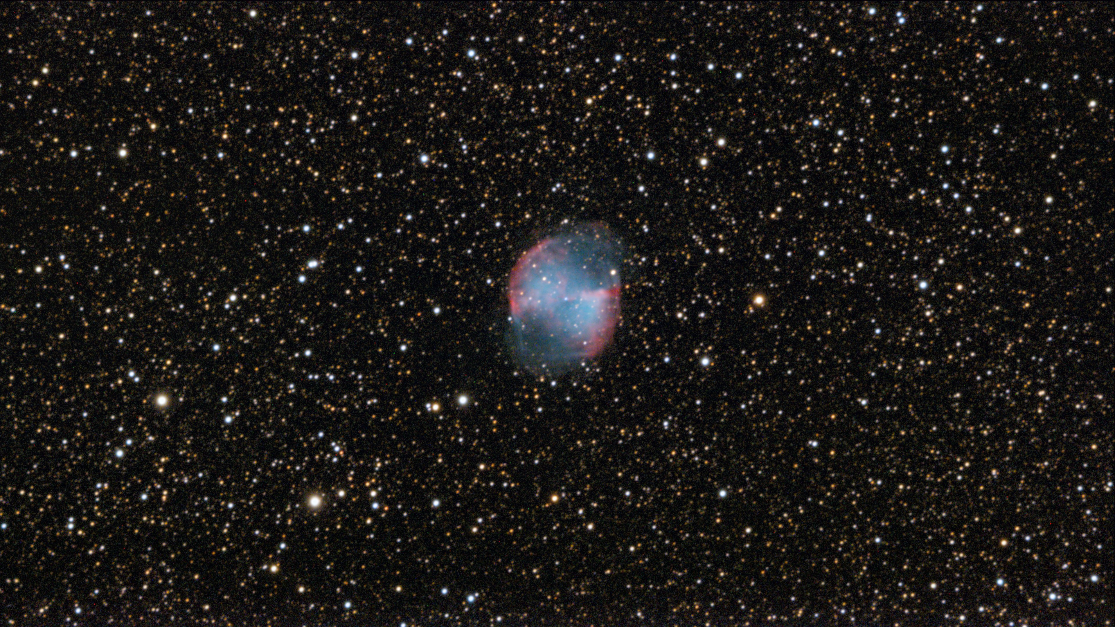 Messier 27 – Der Hantelnebel