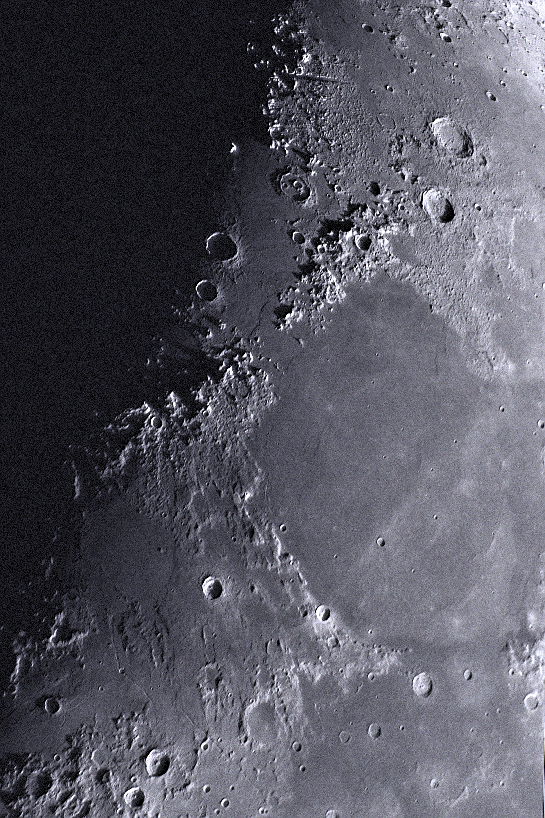 Mond bei sehr gutem Seeing